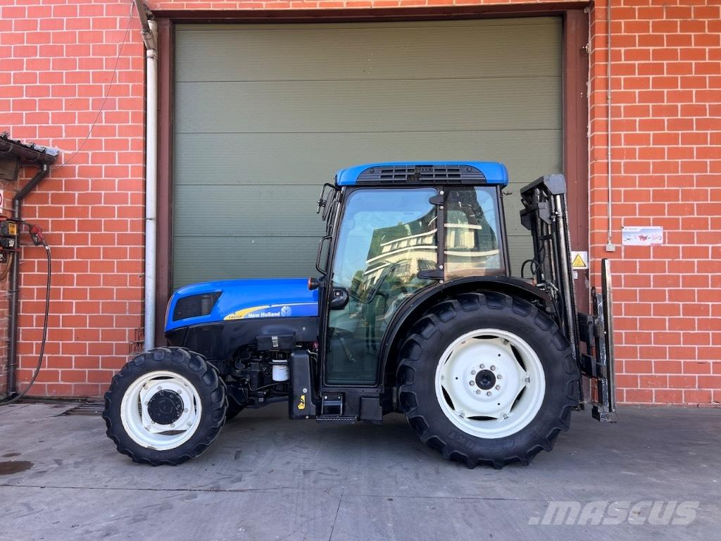 New Holland T4030F Tractoare
