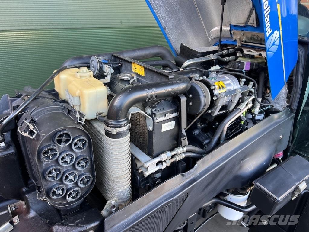 New Holland T4030F Tractoare