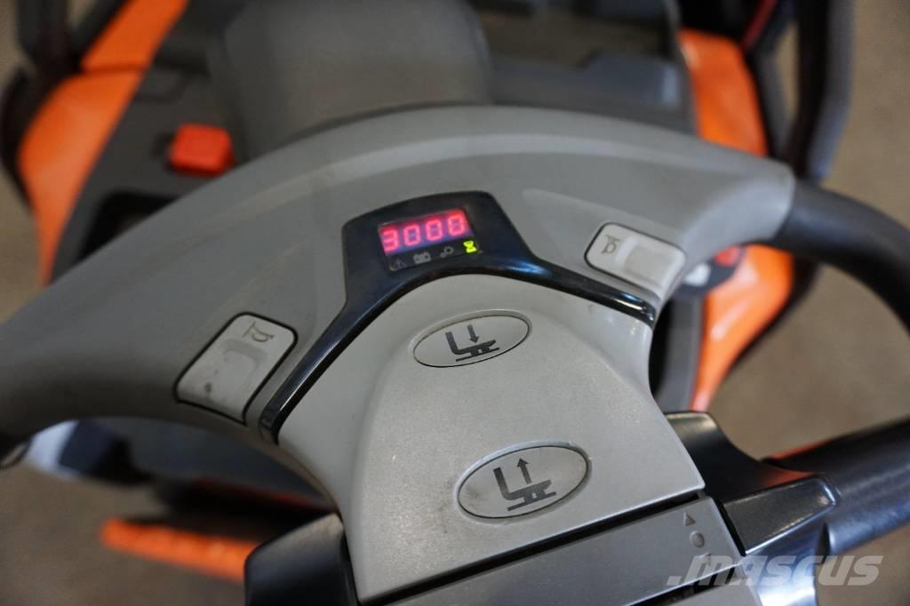 Toyota SPE200D Transpaleta manuala