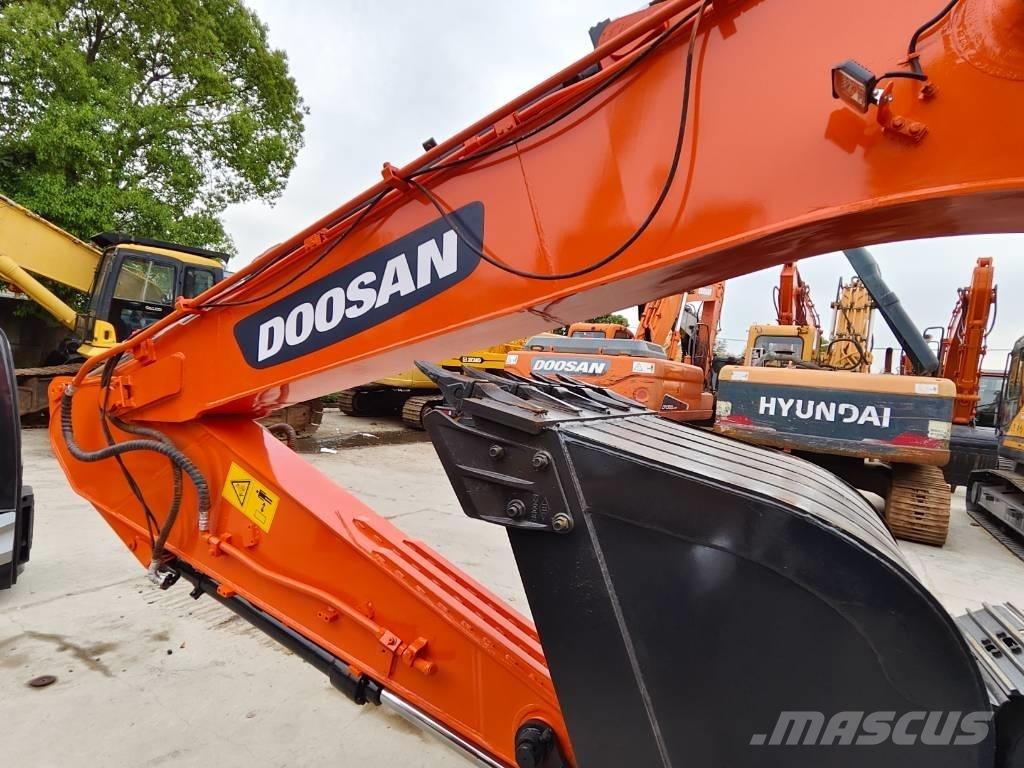 Doosan DX 225 LC Excavatoare pe șenile
