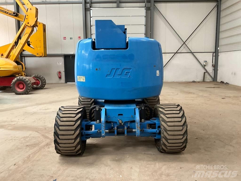 JLG 450 AJ Nacele cu brat articulat