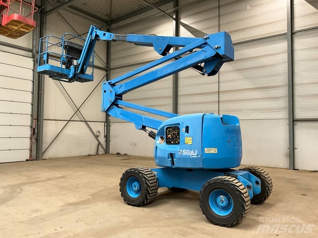 JLG 450 AJ Nacele cu brat articulat
