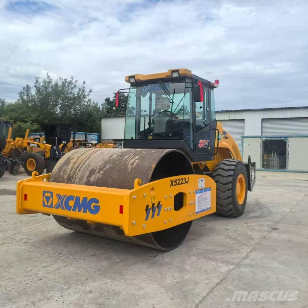 XCMG XS 223 J Compactoare monocilindrice
