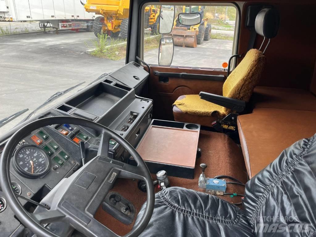 Volvo F 12    Lav km Autotractoare