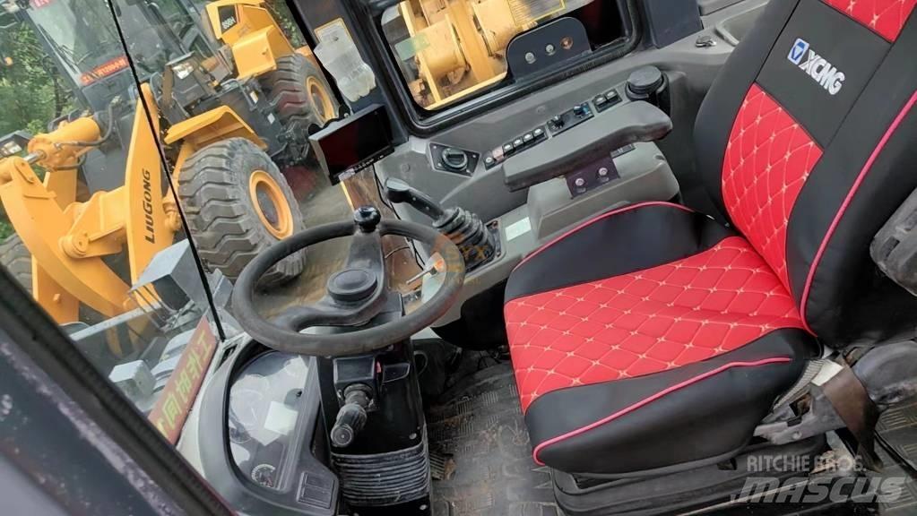 XCMG LW 600 FV Incarcator pe pneuri