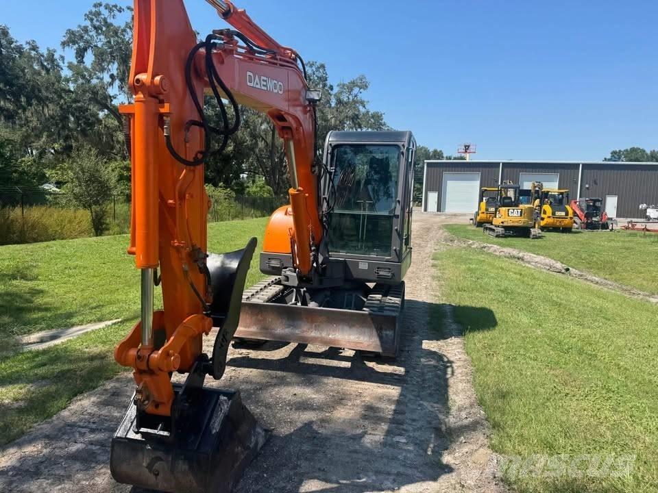 Daewoo SL55 Mini excavatoare < 7t