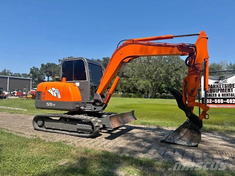 Daewoo SL55 Mini excavatoare < 7t