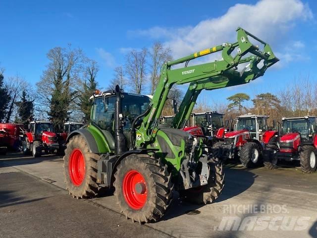 Fendt 516 Vario Tractoare