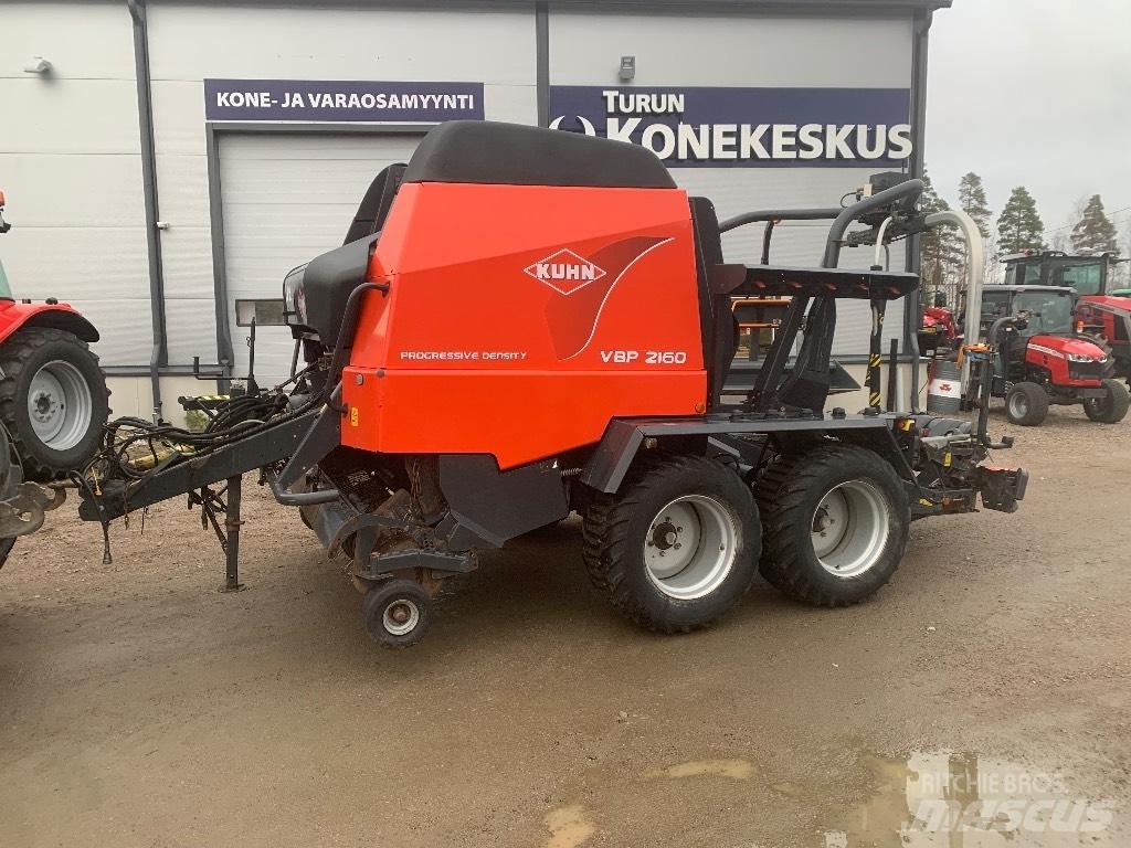 Kuhn VBP 2160 Masina de balotat cilindric