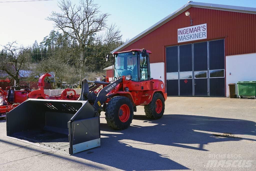 Volvo L 35 G Incarcator pe pneuri