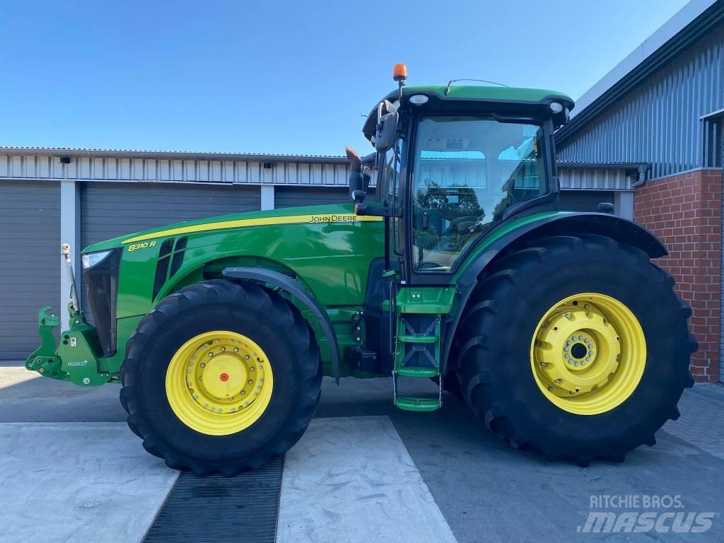 John Deere 8310 R Tractoare