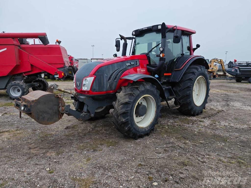 Valtra T 193 Tractoare
