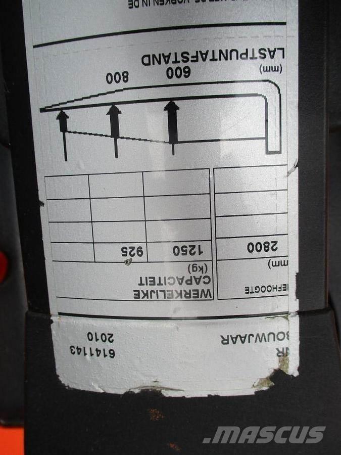 BT SPE125 Transpaleta cu platforma
