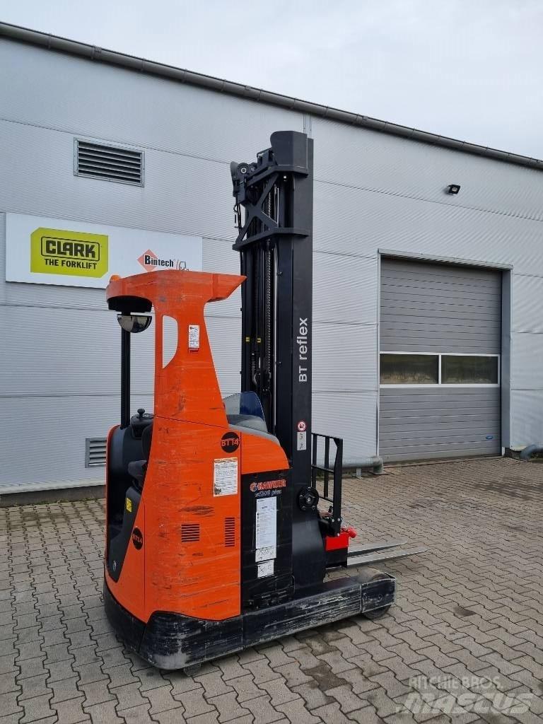 BT RR E 160 Stivuitor cu catarg retractabil