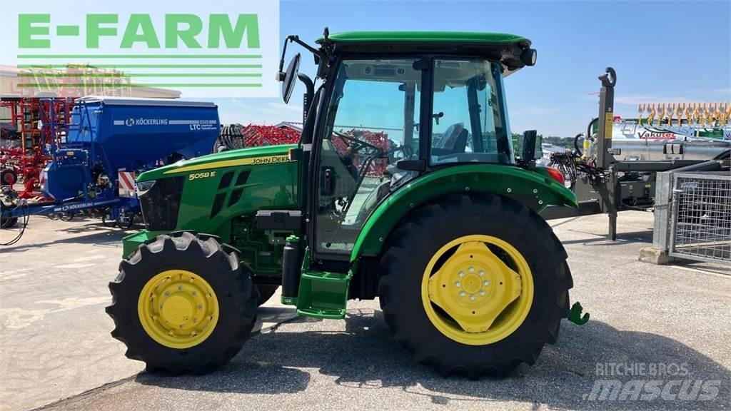 John Deere 5058E Tractoare