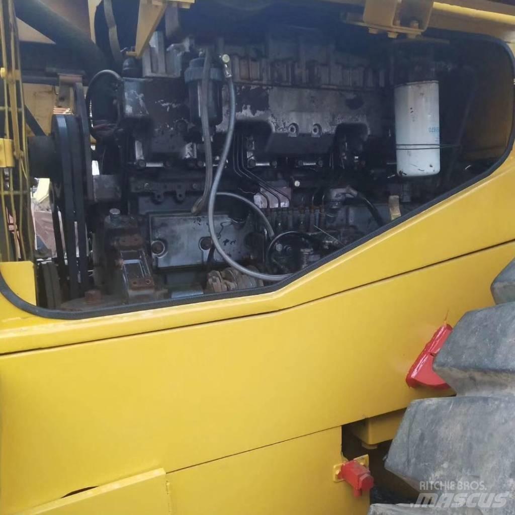 Komatsu wa470-3 Incarcator pe pneuri