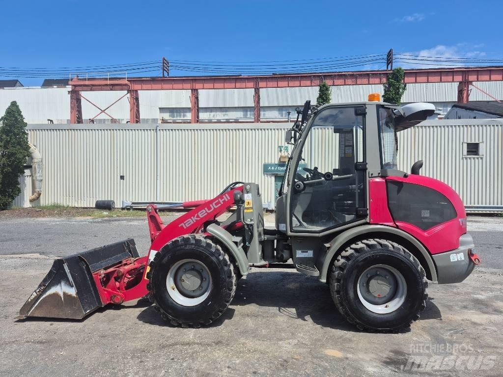 Takeuchi TW 60 Incarcator pe pneuri