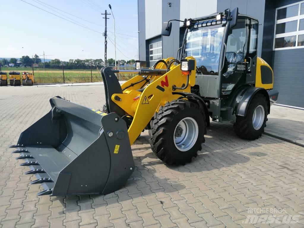 Wacker Neuson WL44 Incarcator pe pneuri