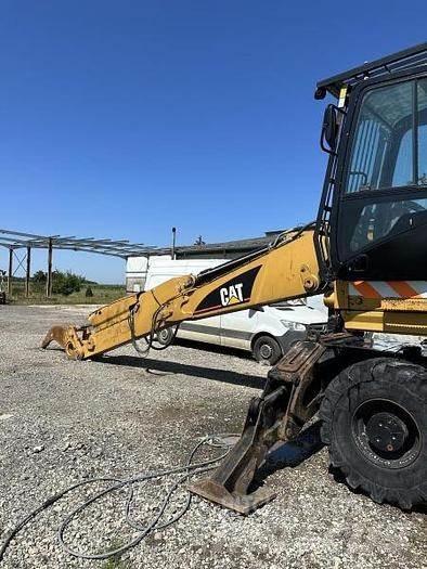 CAT M322D VAH Excavatoare speciale