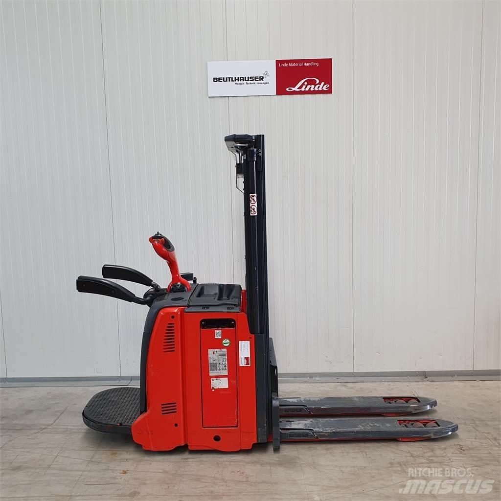 Linde D12AP Transpaleta manuala