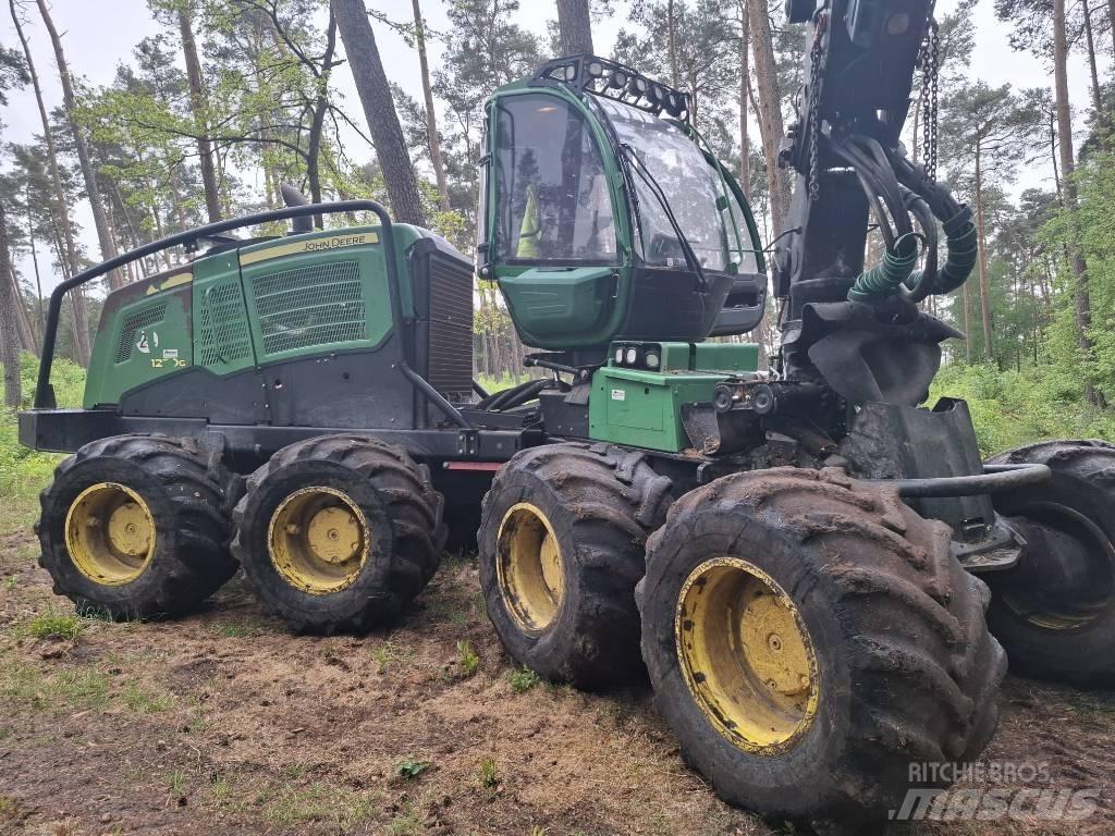 John Deere 1270 G Combine forestiere