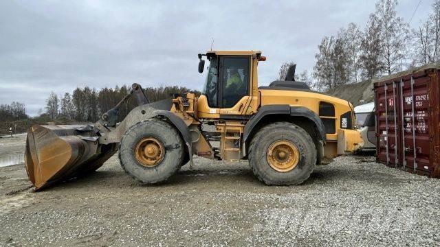Volvo L120H Incarcator pe pneuri