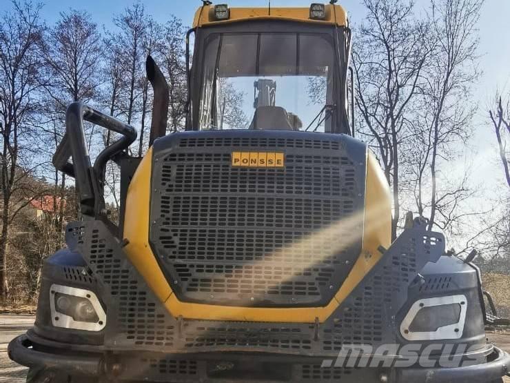 Ponsse Bear 8W Combine forestiere