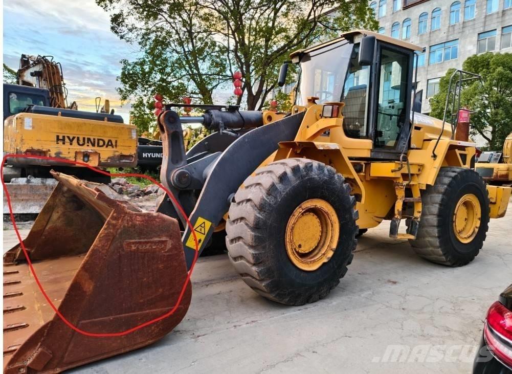 Volvo L 120 Incarcator pe pneuri