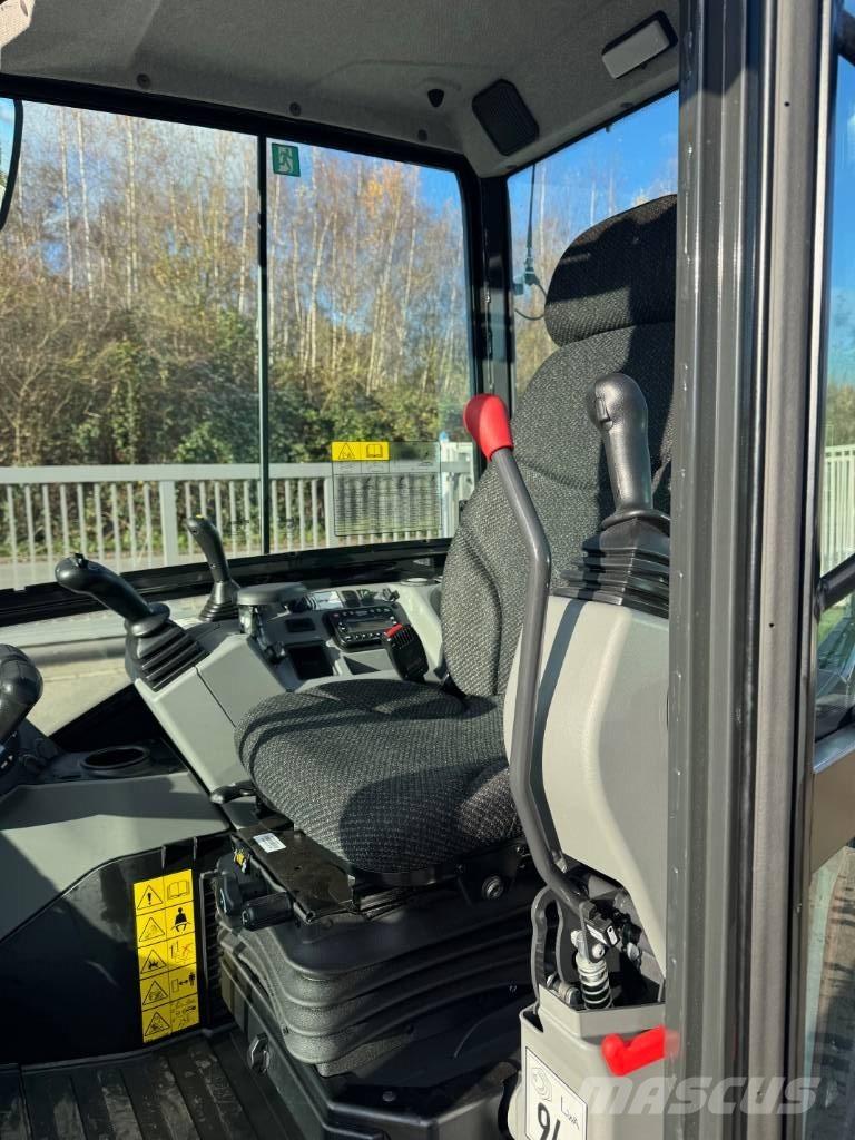 Bobcat E27 Mini excavatoare < 7t