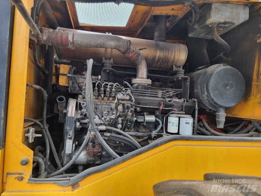 JCB 456 Z Incarcator pe pneuri