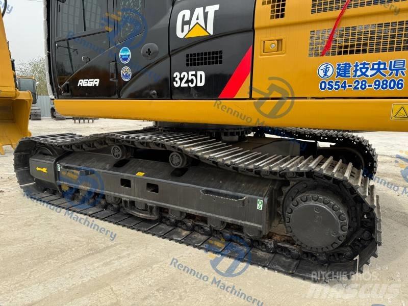 CAT 325 D Excavatoare pe șenile
