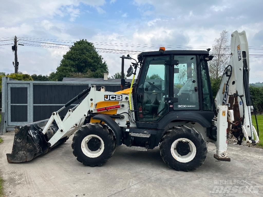 JCB 3CX Buldoexcavatoare