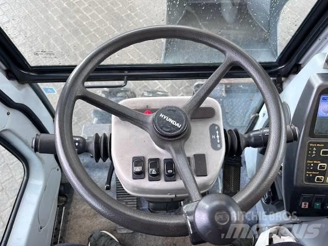 Hyundai Robex 140 W Excavatoare cu roti