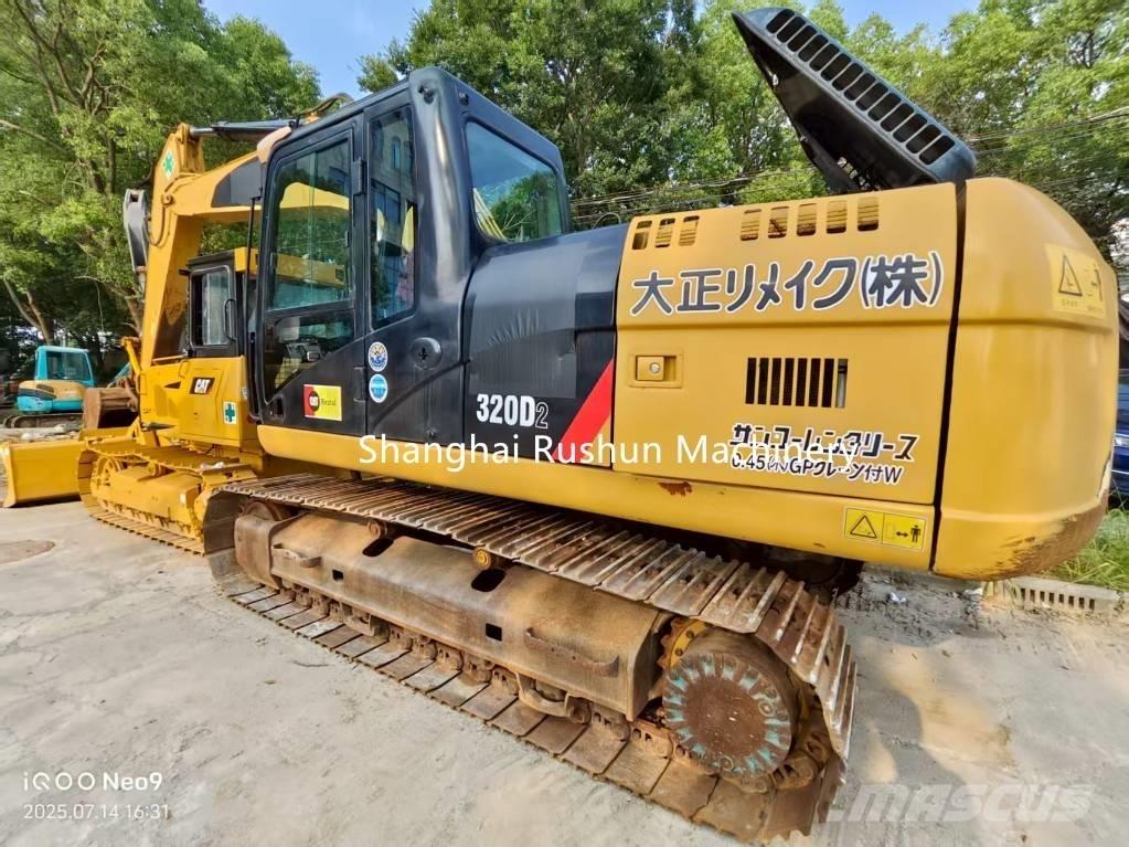 CAT 320 D Excavatoare pe șenile
