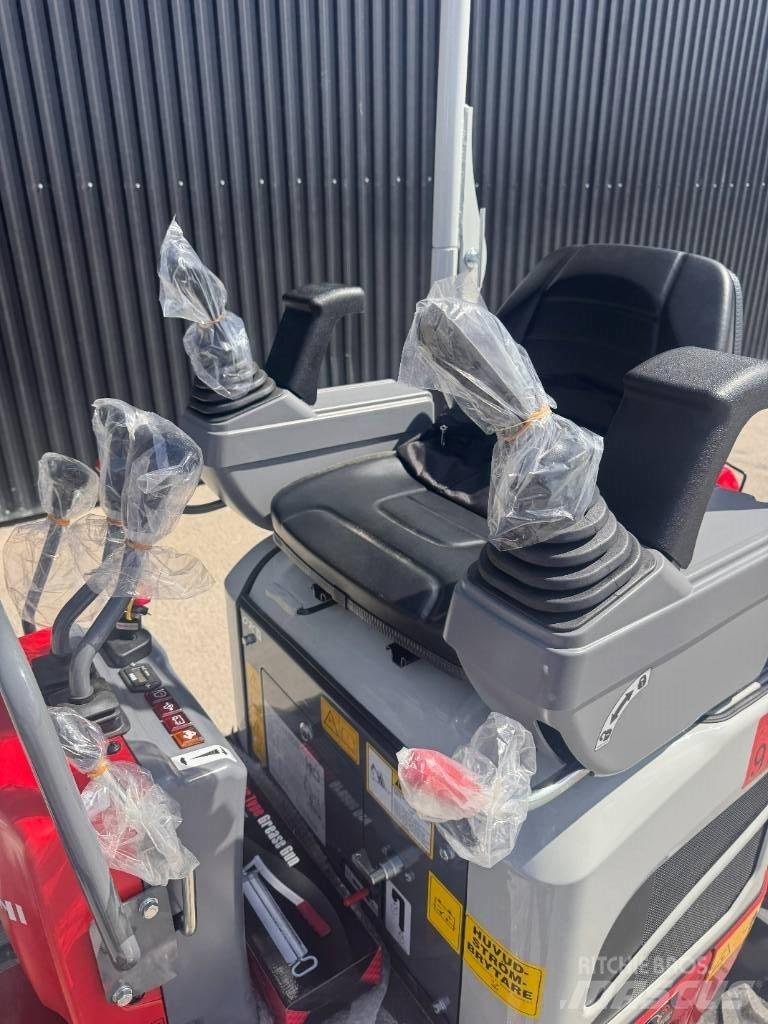 Takeuchi TB 210 R Mini excavatoare < 7t