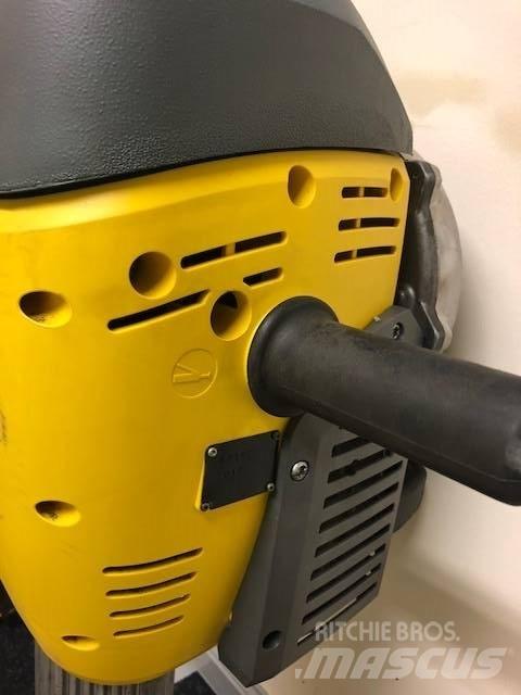 Wacker Neuson BH55rw Ciocane / Concasoare