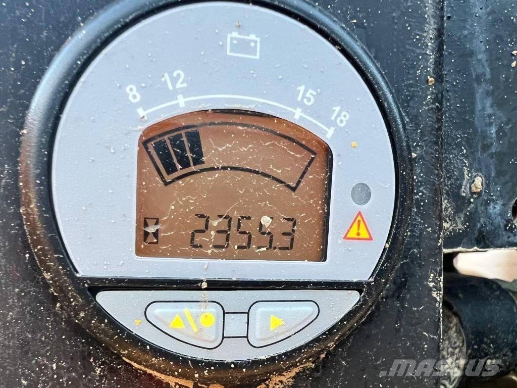 Thwaites 6T Minitractor de teren