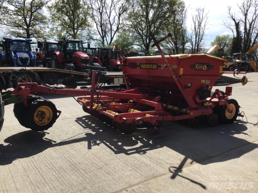 Väderstad Rapid300S Perforatoare