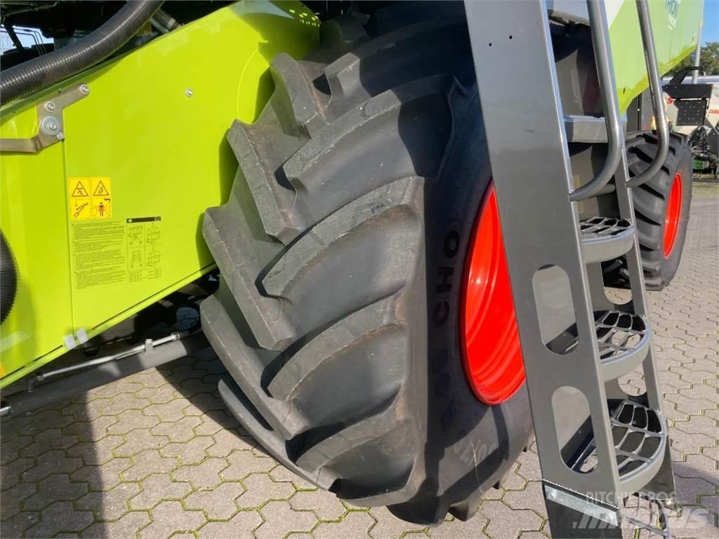 CLAAS Trion 730 Combine de secerat