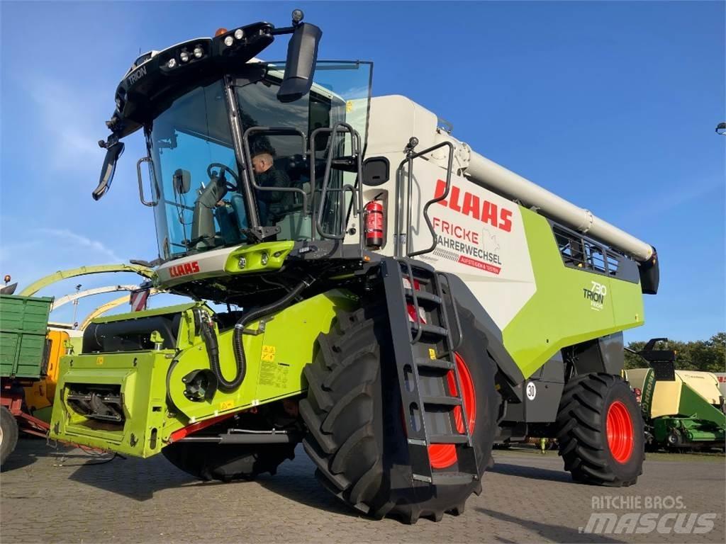 CLAAS Trion 730 Combine de secerat