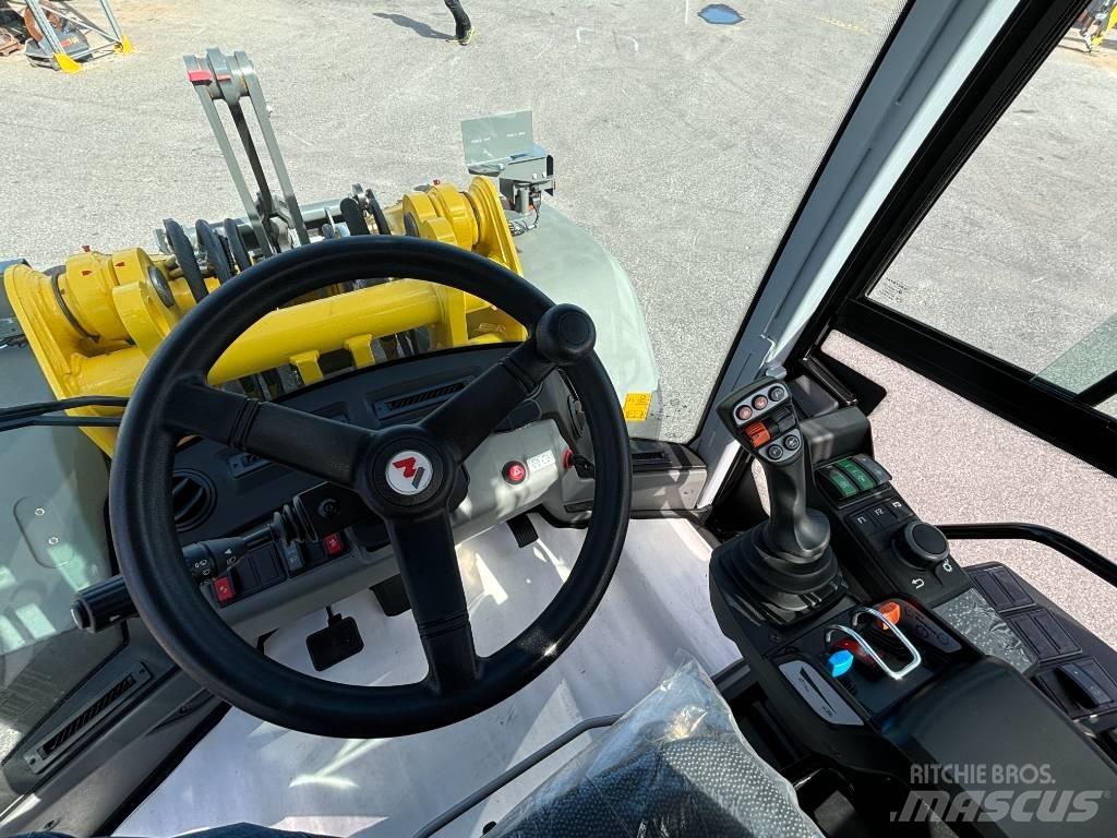 Wacker Neuson WL95 Incarcator pe pneuri