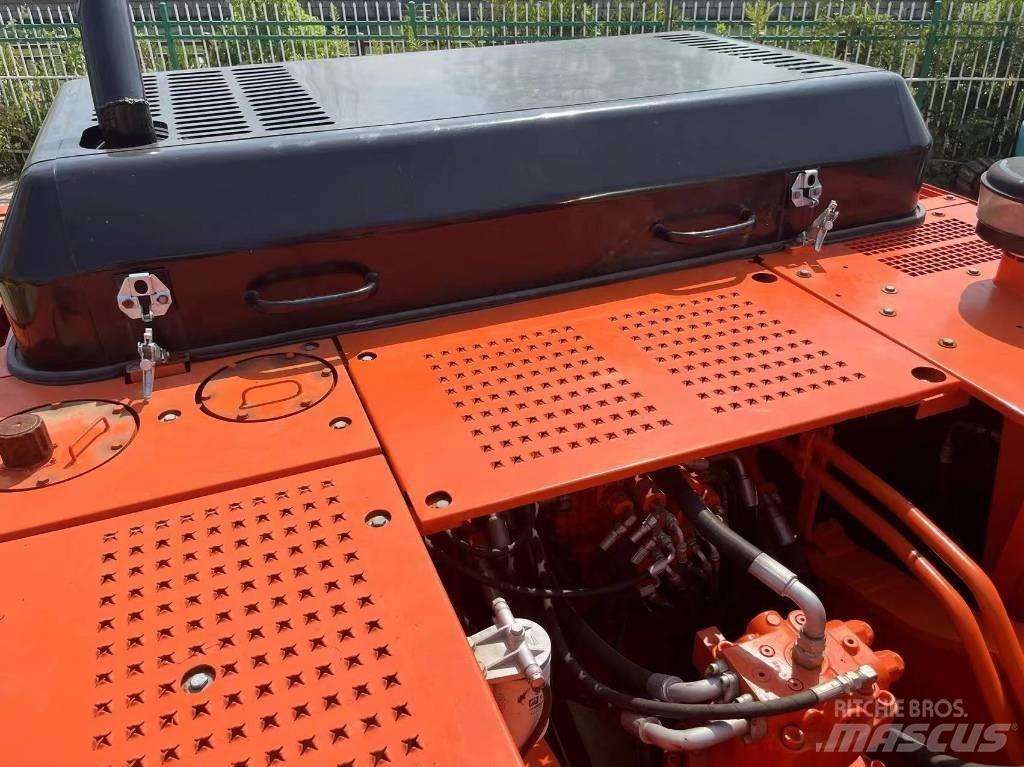 Doosan 300-7 Excavatoare pe șenile
