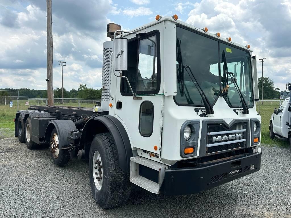 Mack MRU613 Camion de deseuri