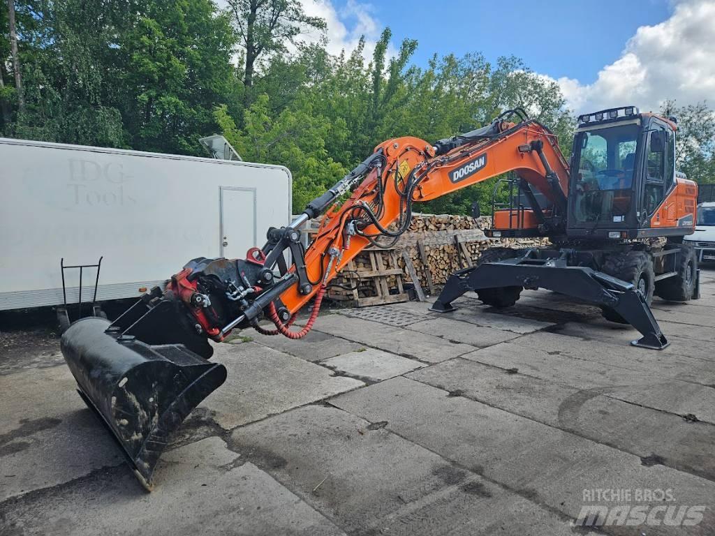 Doosan DX 160 W Excavatoare cu roti