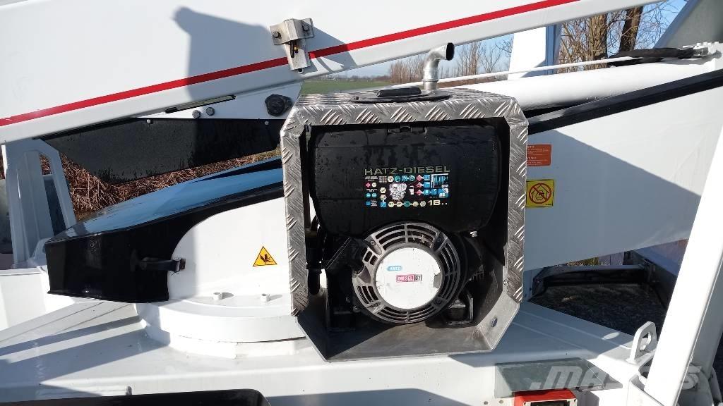 Dino 230 T Platforme aeriene montate pe remorca