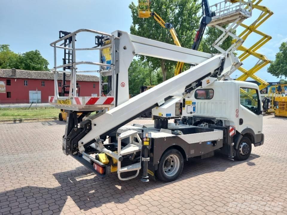 Palfinger P 240 AXE Platforme aeriene montate pe camion
