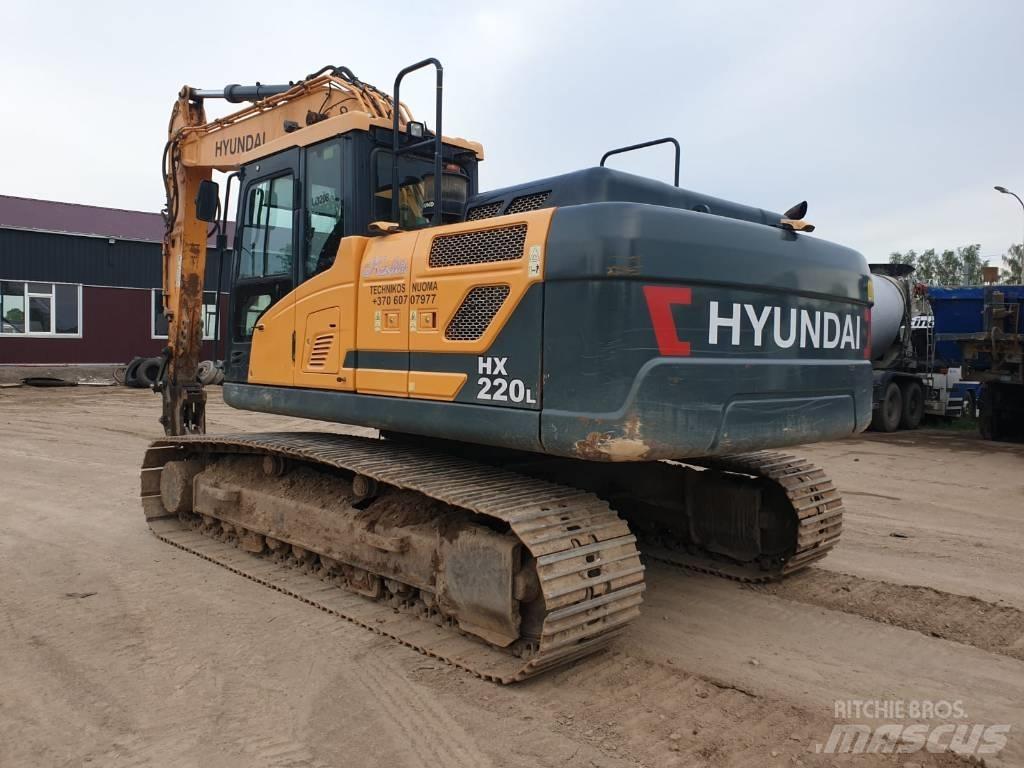 Hyundai HX 220 L Excavatoare pe șenile
