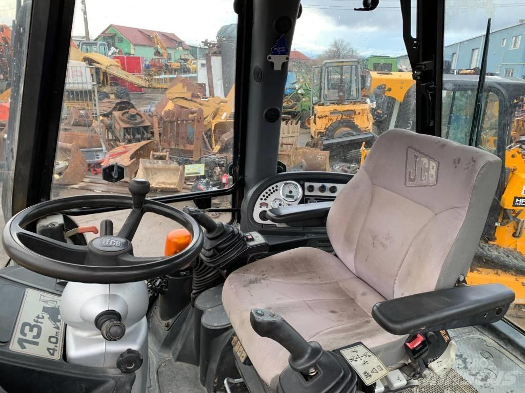 JCB 4 CX Buldoexcavatoare