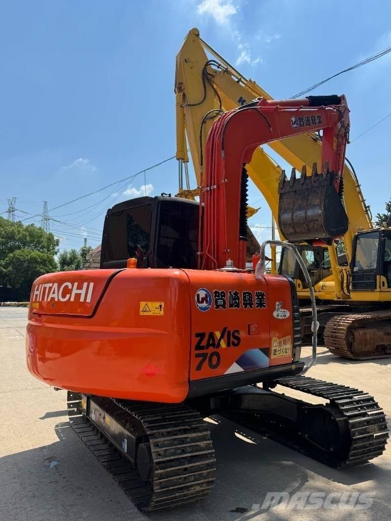 Hitachi ZX 70 Excavatoare pe șenile
