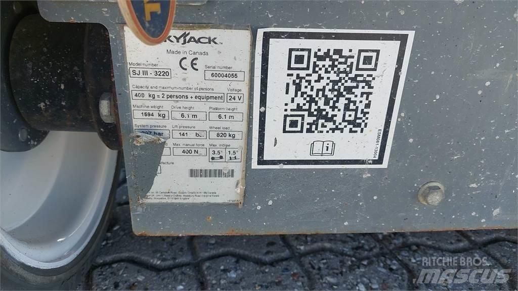 SkyJack SJIII3220 Platforme foarfeca